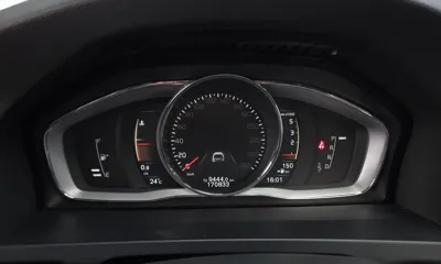 Volvo V60 2018, 170833 км, за 5785.61 USD - фото 8