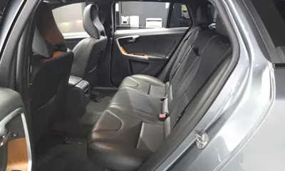 Volvo V60 2018, 170833 км, за 5785.61 USD - фото 12