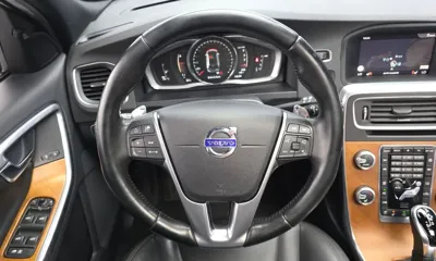 Volvo V60 2018, 170833 км, за 5785.61 USD - фото 13