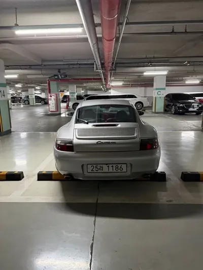 Porsche 911 2000, 176362 км, за 23135.92 USD