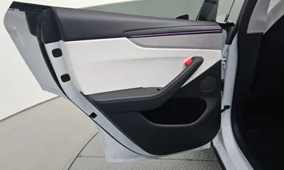 Tesla Model Y 2025, 8235 км, за 36224.25 USD - фото 25