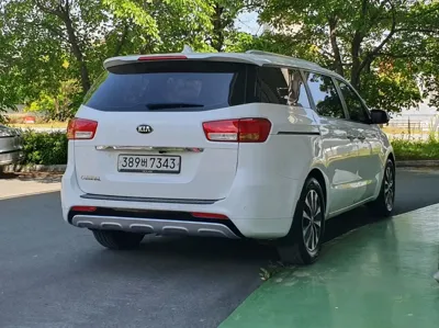 Kia Canival
