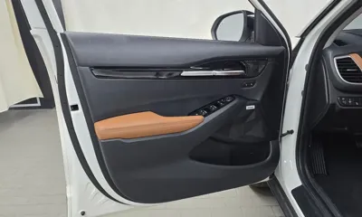 Kia Seltos 2024, 50723 км, за 27697.01 USD - фото 24
