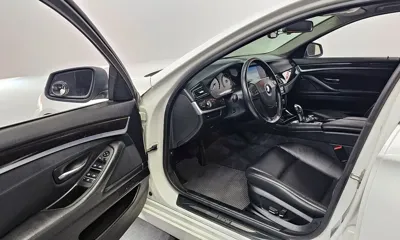 BMW 5-Series 2011, 98264 км, за 5248.29 USD - фото 11