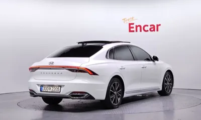 Hyundai Grandeur 2022, 59991 км, за 15960.92 USD