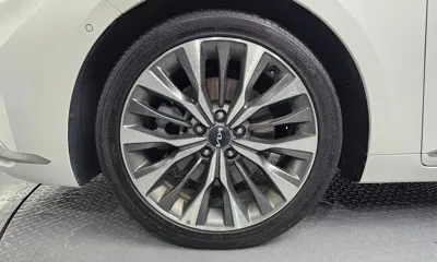 Kia K8 2022, 79829 км, за 16969.22 USD