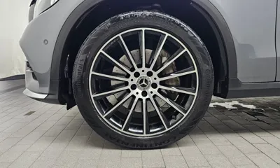Mercedes-Benz GLC-Class 2018, 116781 км, за 15960.92 USD