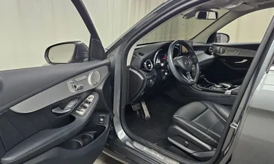 Mercedes-Benz GLC-Class 2018, 116781 км, за 15960.92 USD - фото 10