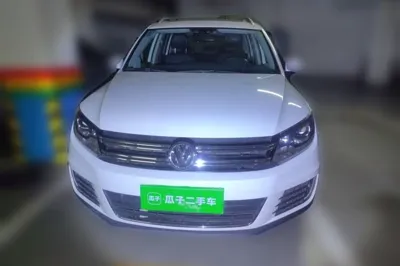Volkswagen Tiguan 2015, 124300 км, за 4884 USD
