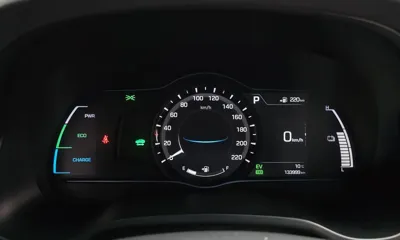 Hyundai Ioniq 2017, 133999 км, за 6958.12 USD - фото 8