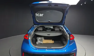 Hyundai Ioniq 2017, 133999 км, за 6958.12 USD - фото 20