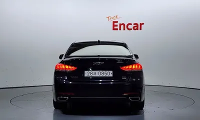 Hyundai Genesis 2016, 71997 км, за 13465.58 USD