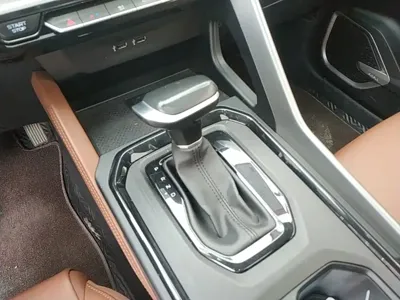 Geely Vision X6 2022, 56900 км, за 7813.12 USD - фото 14