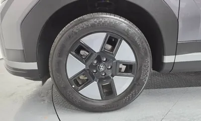 Hyundai Santafe 2025, 18549 км, за 23129.31 USD