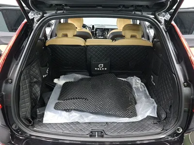 Volvo XC60 2021, 59716 км, за 25928.84 USD