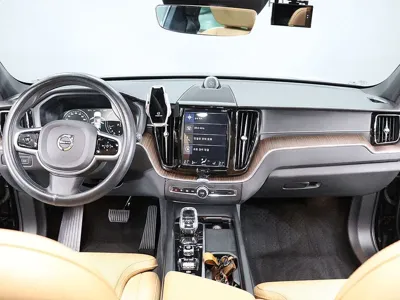 Volvo XC60 2021, 59716 км, за 25732.91 USD - фото 13