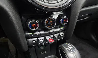 MINI Cooper 2015, 132897 км, за 3678.4 USD - фото 15