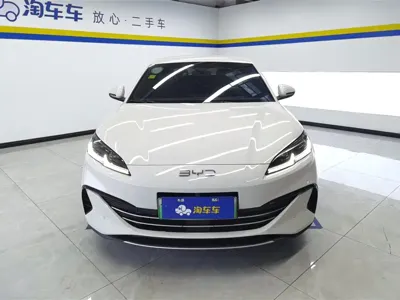 BYD 海豹06 2024, 11000 км, за 10784.4 USD