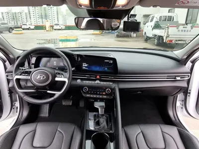 Hyundai Avante 2024, 54200 км, за 9686.01 USD - фото 7