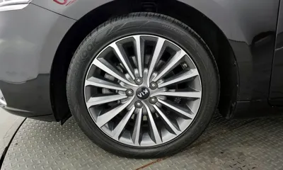 Kia K7 2019, 77709 км, за 9183.41 USD