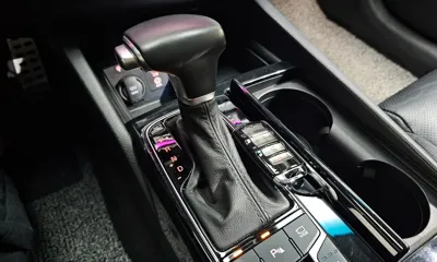 Kia K7 2019, 77709 км, за 9100.97 USD - фото 9