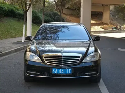 Mercedes-Benz S-Class 2012, 260000 км, за 13095.68 USD
