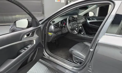 Genesis G70 2019, 130071 км, за 10063.14 USD - фото 10