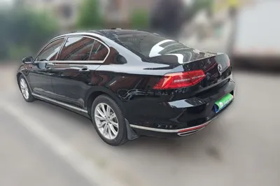 Volkswagen Magotan 2017, 46900 км, за 11216 USD