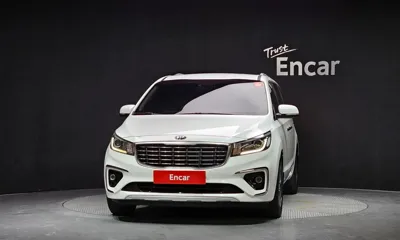 Kia Canival 2020, 67758 км, за 10018.22 USD