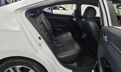 Hyundai Avante 2018, 82330 км, за 5798.05 USD - фото 12