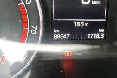 Skoda Superb 2016, 88600 км, за 7263 USD - фото 9