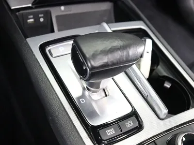 Genesis G80 2018, 122800 км, за 12493.4 USD - фото 8