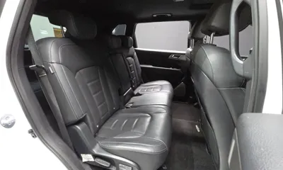 KG_Mobility_Ssangyong Rexton 2018, 147258 км, за 8131.68 USD - фото 12