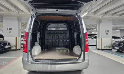 Hyundai Starex 2018, 120000 км, за 7152.31 USD - фото 8