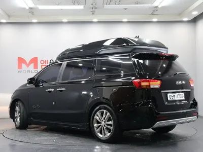 Kia Canival 2017, 173000 км, за 9184.01 USD