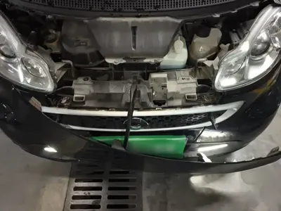 Smart Smart Fortwo 2015, 37500 км, за 5032.27 USD - фото 11