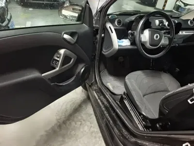 Smart Smart Fortwo 2015, 37500 км, за 5032.27 USD - фото 14