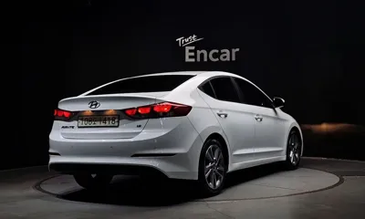 Hyundai Avante 2018, 87975 км, за 5622.51 USD