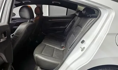 Hyundai Avante 2018, 87975 км, за 5622.51 USD - фото 13