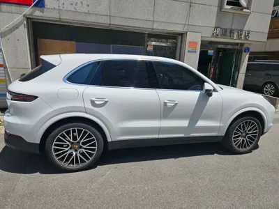 Porsche Cayenne 2019, 62267 км, за 43091.37 USD - фото 7