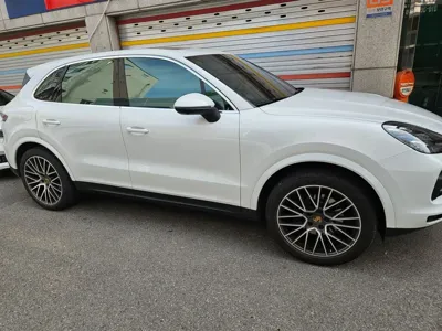 Porsche Cayenne 2019, 62267 км, за 43091.37 USD - фото 8