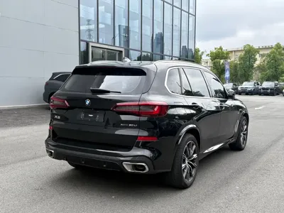BMW X5 2023, 43000 км, за 34401.92 USD - фото 15