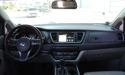 Kia Canival