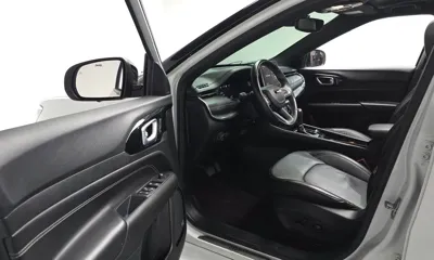 Jeep Compass 2022, 41527 км, за 14651.29 USD - фото 10