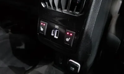 Jeep Compass 2022, 41527 км, за 14651.29 USD - фото 28