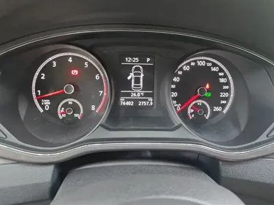 Volkswagen Passat 2017, 76400 км, за 9299.41 USD - фото 14