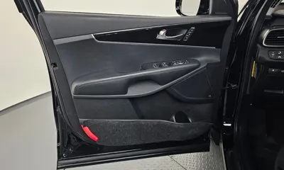 Kia Sorento 2018, 118521 км, за 11487.46 USD - фото 24