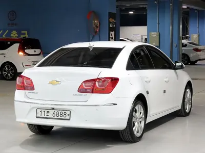 ChevroletGMDaewoo Cruze 2015, 82648 км, за 3216.49 USD