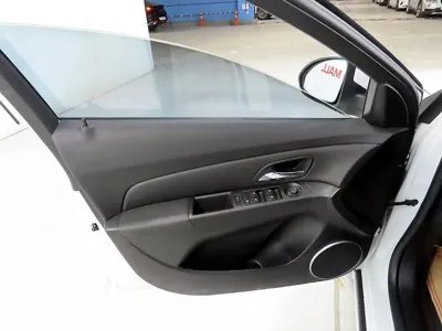 ChevroletGMDaewoo Cruze 2015, 82648 км, за 3216.49 USD - фото 16