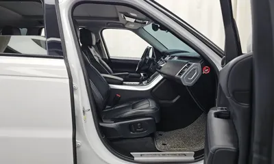 Land Rover Range Rover Sport 2018, 159786 км, за 20999.08 USD - фото 11